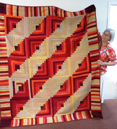 Leslie Kruse - Wool Log Cabin